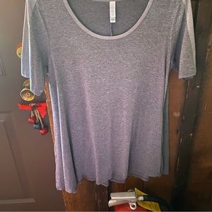 Lady’s top, gray